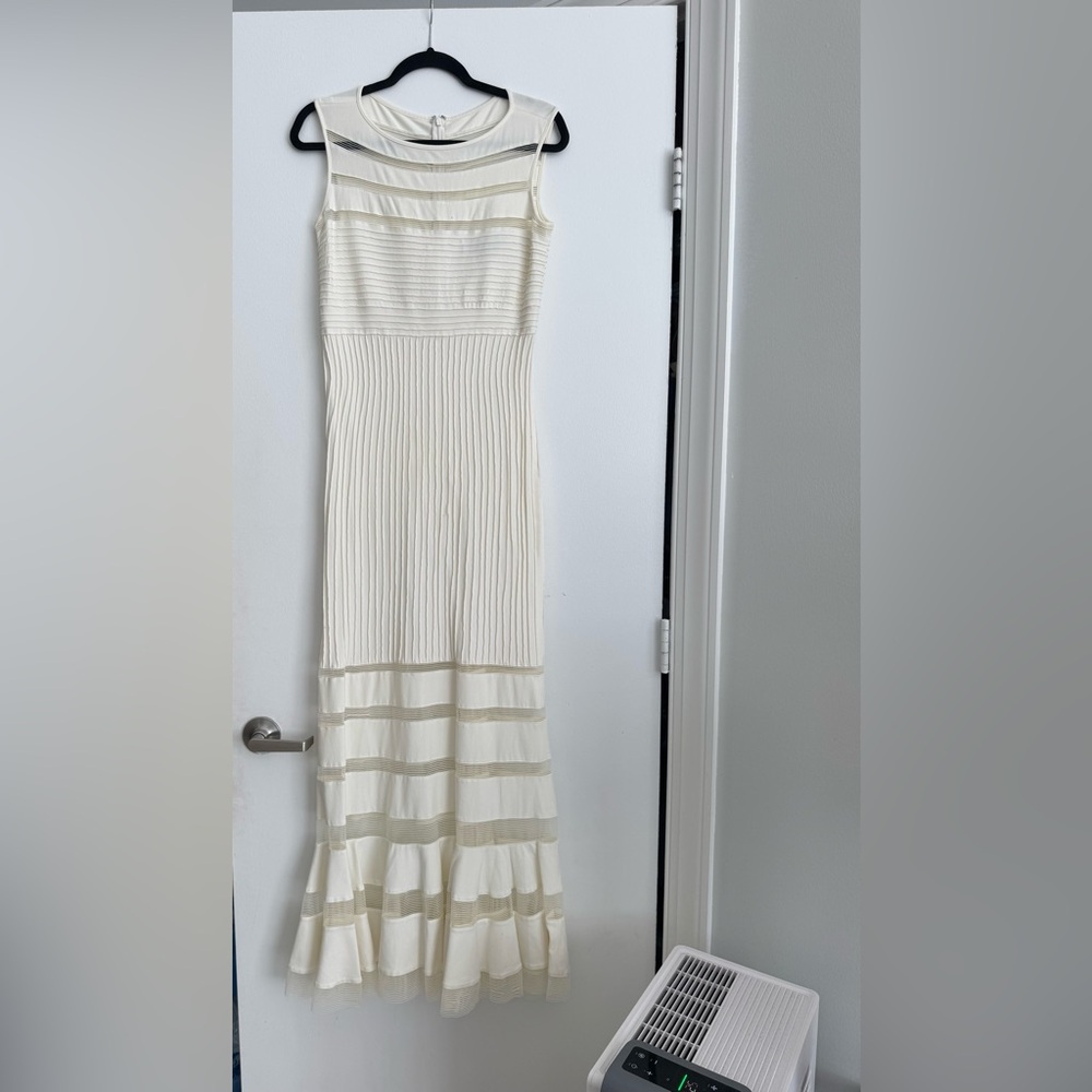 Tadashi Shoji Cream Strapless Dress